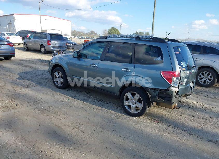 Photo 3 of 2009 Subaru Forester 2.5X (VIN JF2SH63689H711210)