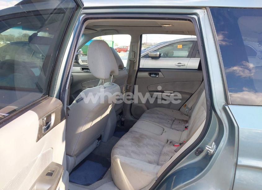 Photo 8 of 2009 Subaru Forester 2.5X (VIN JF2SH63689H711210)