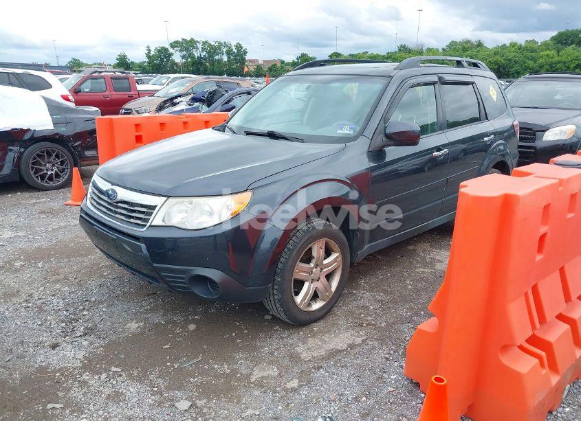 Photo 2 of 2009 Subaru Forester 2.5X (VIN JF2SH63689H732462)