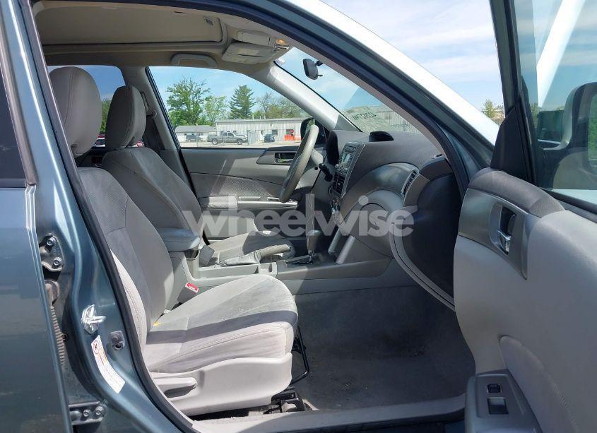 Photo 5 of 2009 Subaru Forester 2.5X (VIN JF2SH63689H780219)