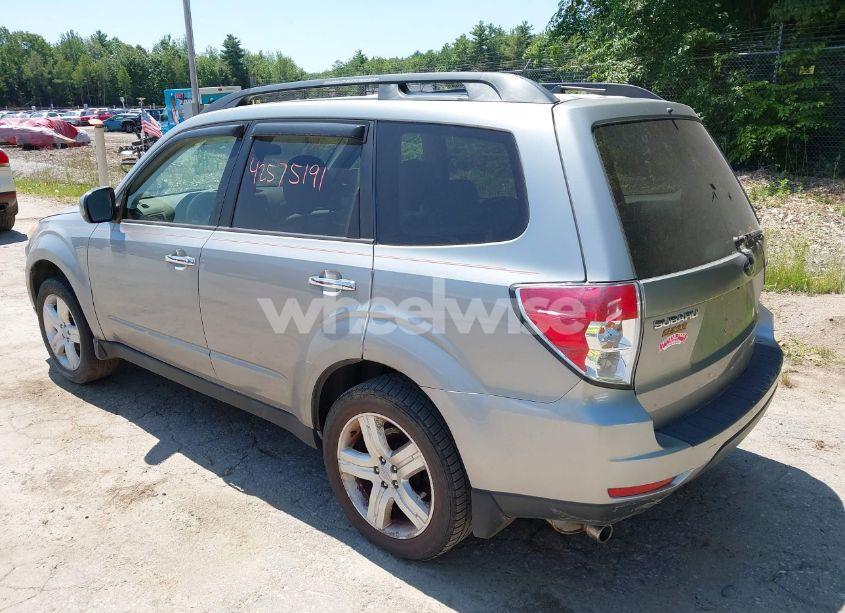Photo 3 of 2009 Subaru Forester 2.5X (VIN JF2SH63699G736476)