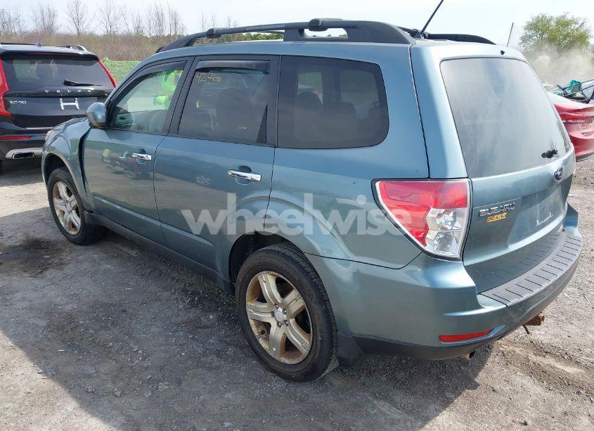 Photo 3 of 2009 Subaru Forester 2.5X (VIN JF2SH63699H747018)