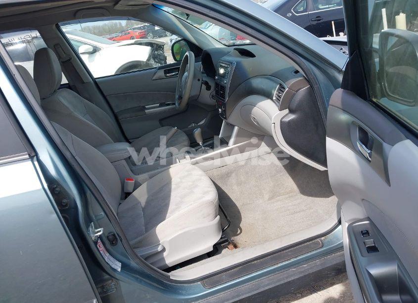 Photo 5 of 2009 Subaru Forester 2.5X (VIN JF2SH63699H747018)