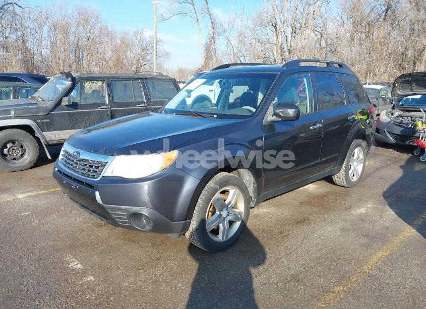 Photo 2 of 2009 Subaru Forester 2.5X (VIN JF2SH63699H755815)