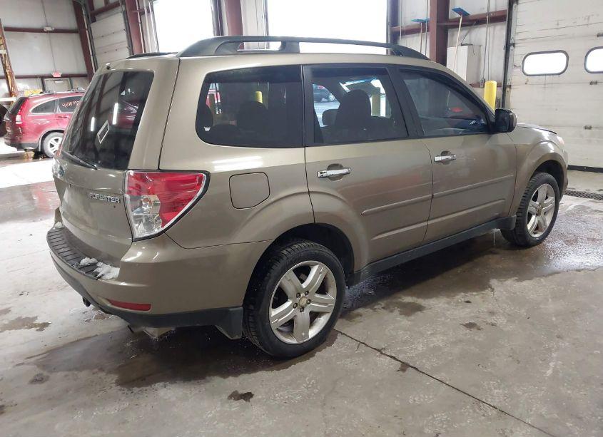 Photo 4 of 2009 Subaru Forester 2.5X (VIN JF2SH636X9H752325)