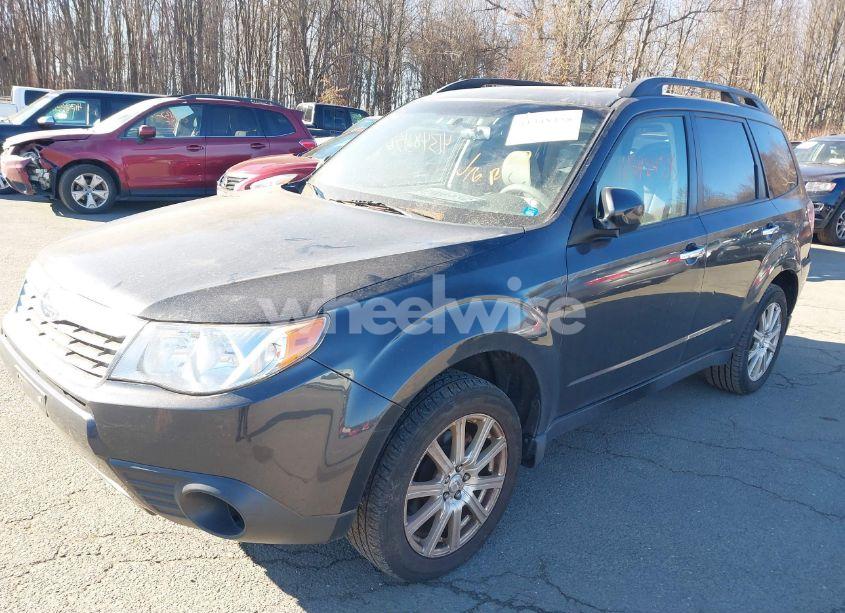 Photo 2 of 2009 Subaru Forester 2.5X (VIN JF2SH636X9H753829)