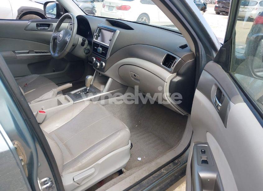 Photo 5 of 2009 Subaru Forester 2.5X LIMITED (VIN JF2SH64609H719929)