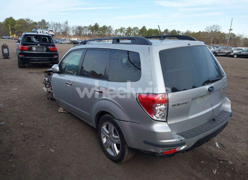 Photo 3 of 2009 Subaru Forester 2.5X LIMITED (VIN JF2SH64609H759220)