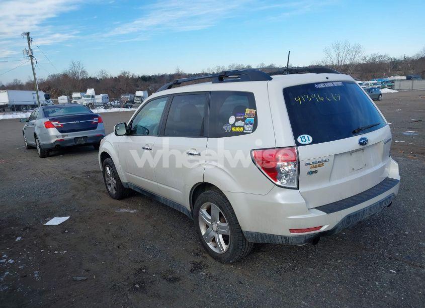 Photo 3 of 2009 Subaru Forester 2.5X LIMITED (VIN JF2SH64609H771206)