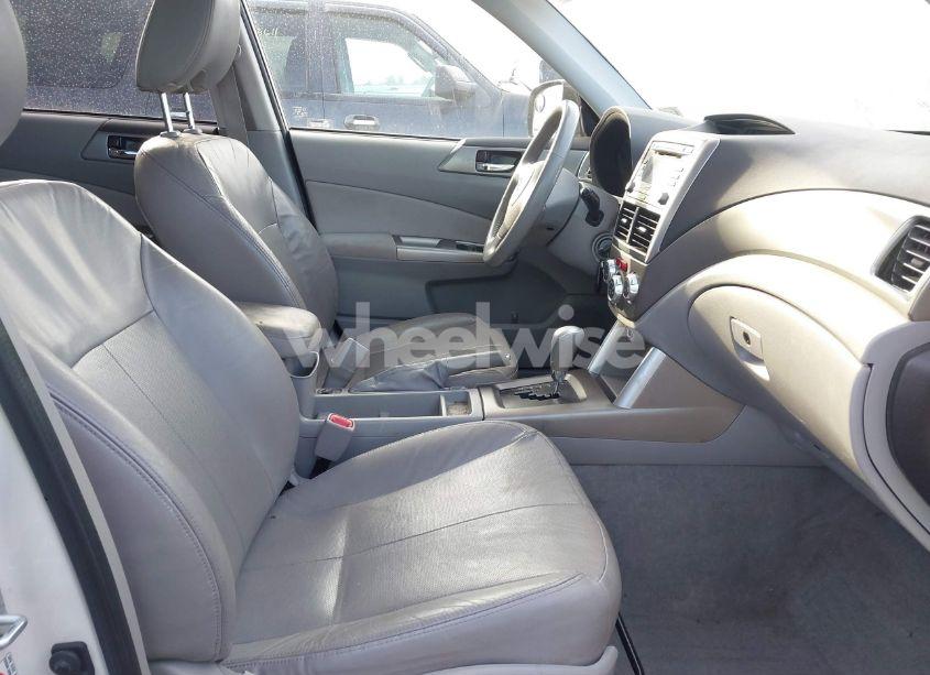 Photo 5 of 2009 Subaru Forester 2.5X LIMITED (VIN JF2SH64609H771206)