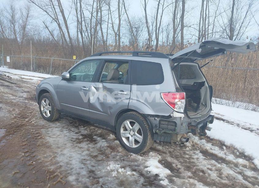 Photo 3 of 2009 Subaru Forester 2.5X LIMITED (VIN JF2SH64609H787731)