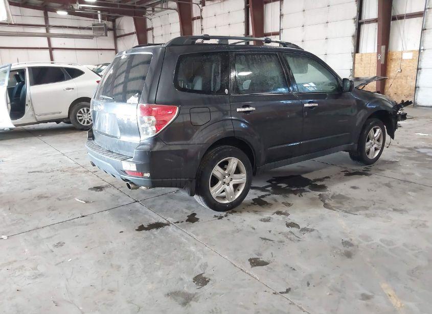 Photo 4 of 2009 Subaru Forester 2.5X LIMITED (VIN JF2SH64619H751336)