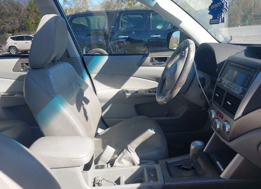 Photo 5 of 2009 Subaru Forester 2.5X LIMITED (VIN JF2SH64619H766208)