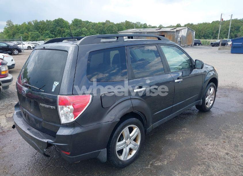 Photo 4 of 2009 Subaru Forester 2.5X LIMITED (VIN JF2SH64649H713177)