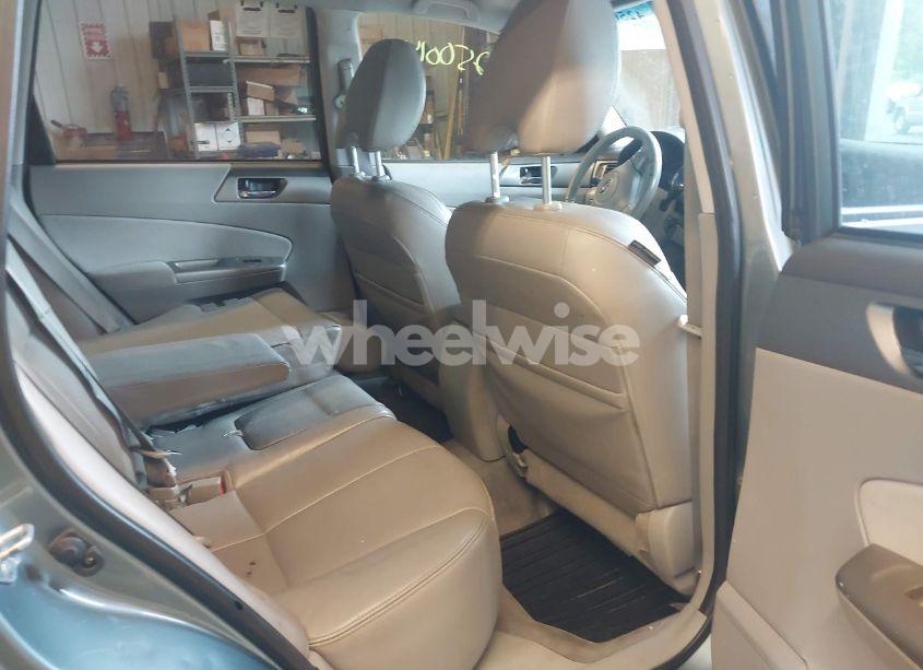 Photo 8 of 2009 Subaru Forester 2.5X L.L. BEAN EDITION (VIN JF2SH64649H714703)