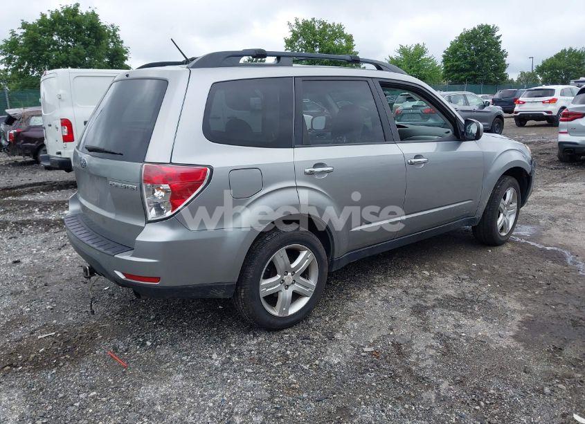Photo 4 of 2009 Subaru Forester (VIN JF2SH646598755423)