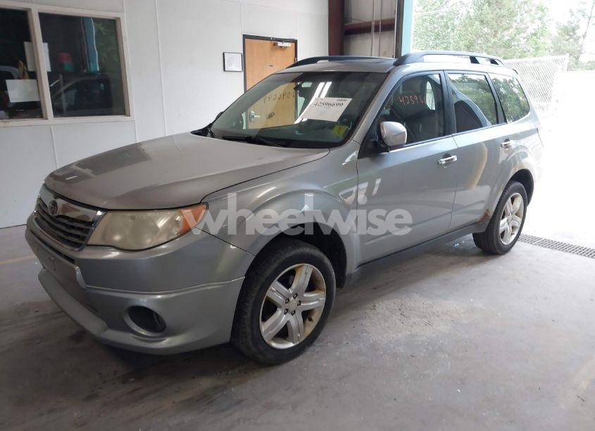 Photo 2 of 2009 Subaru Forester 2.5X LIMITED (VIN JF2SH64669H728523)