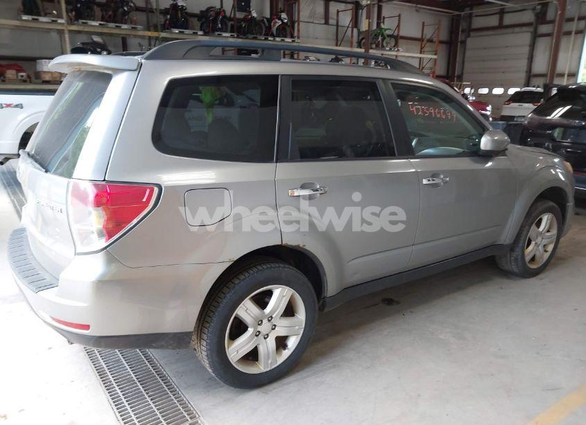 Photo 4 of 2009 Subaru Forester 2.5X LIMITED (VIN JF2SH64669H728523)