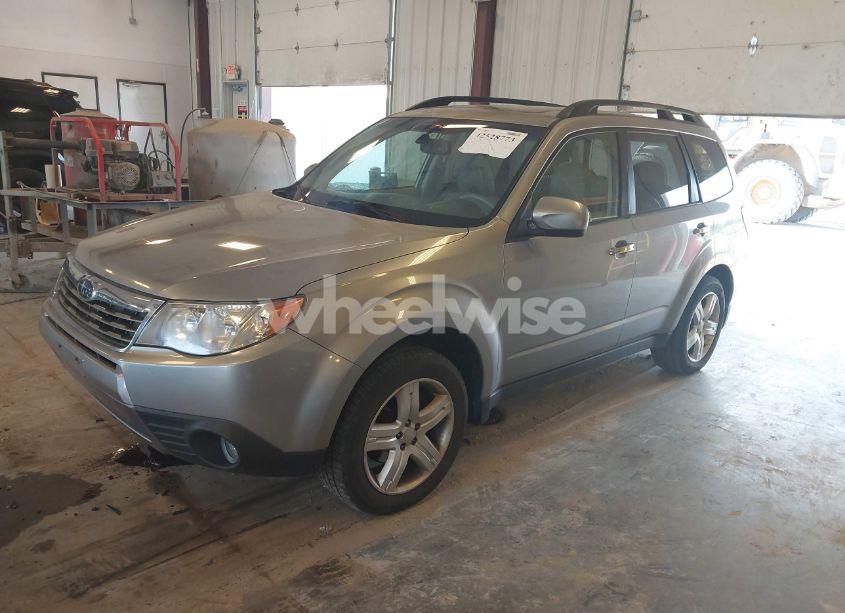 Photo 2 of 2009 Subaru Forester 2.5X LIMITED (VIN JF2SH64679H792683)