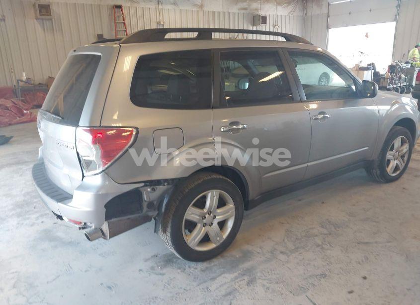 Photo 4 of 2009 Subaru Forester 2.5X LIMITED (VIN JF2SH64679H792683)