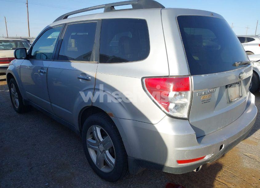 Photo 3 of 2009 Subaru Forester 2.5X LIMITED (VIN JF2SH64689H733822)