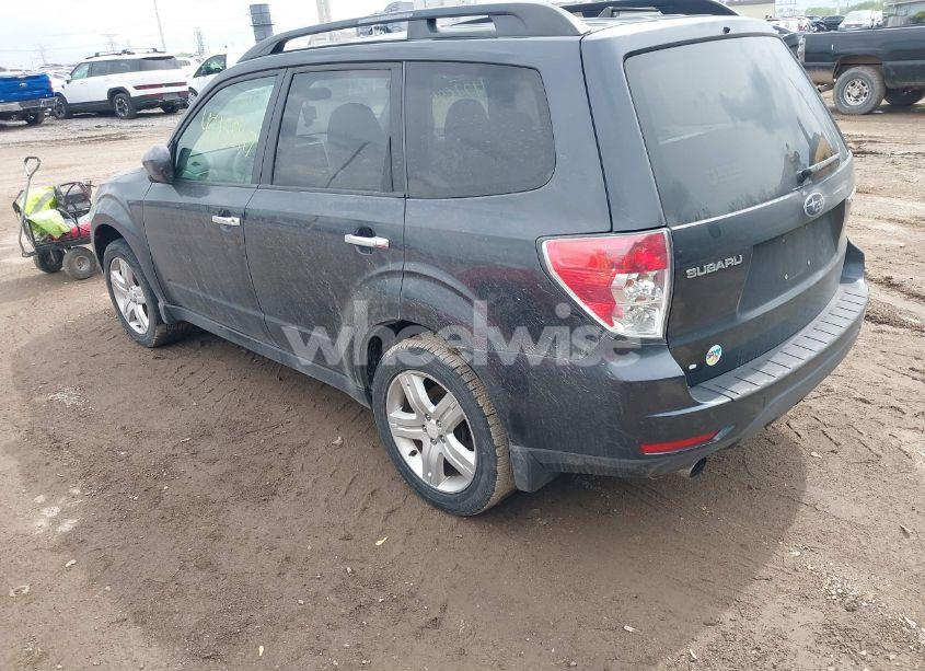 Photo 3 of 2009 Subaru Forester 2.5X LIMITED (VIN JF2SH64689H795818)