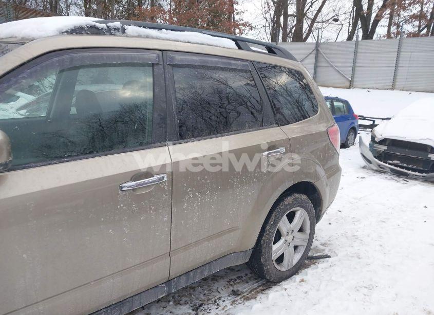 Photo 12 of 2009 Subaru Forester 2.5X LIMITED (VIN JF2SH646X9H744952)