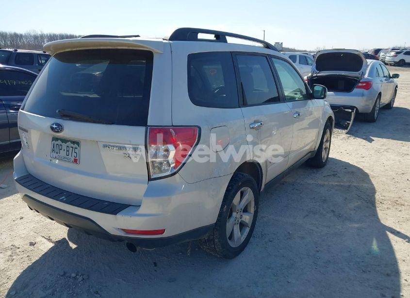 Photo 4 of 2009 Subaru Forester 2.5XT (VIN JF2SH65639H741633)