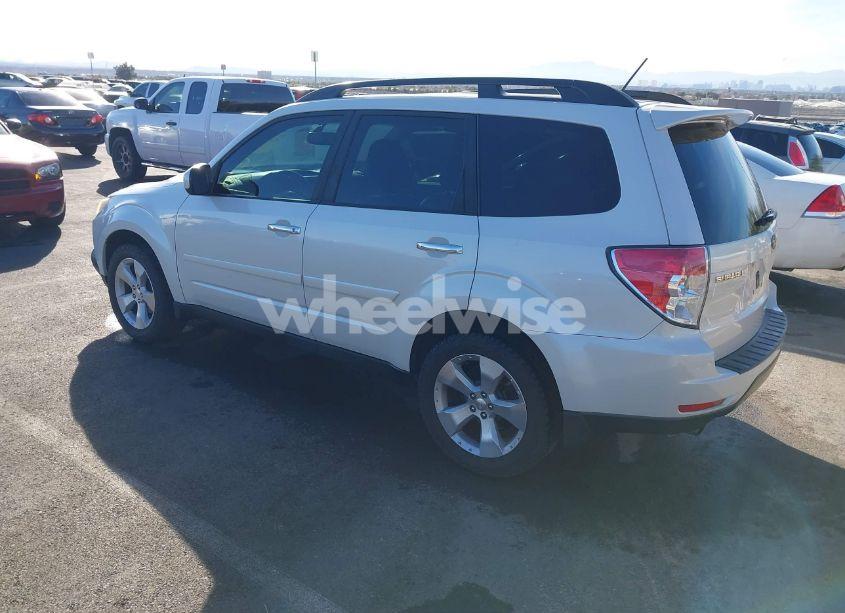 Photo 3 of 2009 Subaru Forester 2.5XT LIMITED (VIN JF2SH66669H773720)