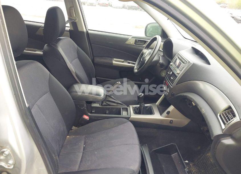 Photo 5 of 2010 Subaru Forester 2.5X (VIN JF2SH6AC0AG740011)