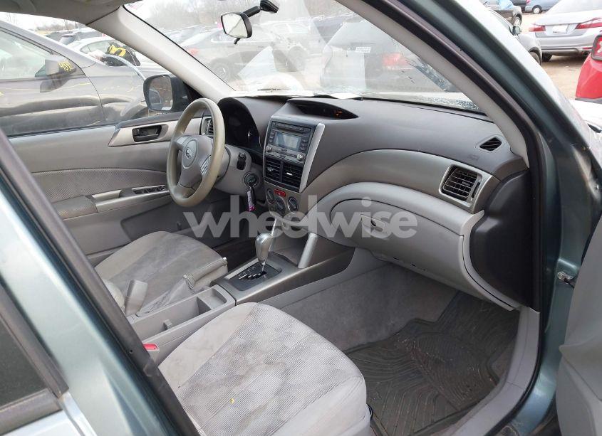 Photo 5 of 2010 Subaru Forester 2.5X (VIN JF2SH6AC0AH725423)