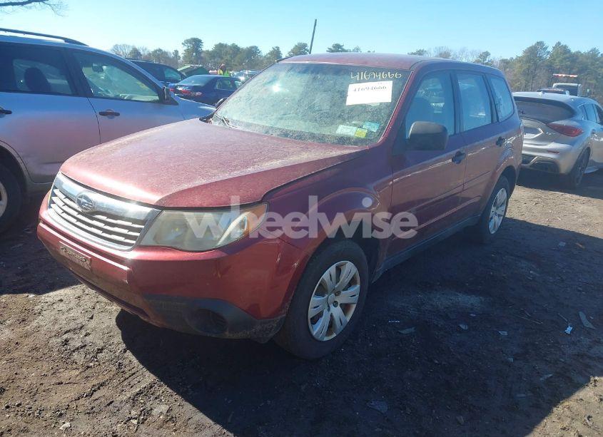 Photo 2 of 2010 Subaru Forester 2.5X (VIN JF2SH6AC0AH736857)
