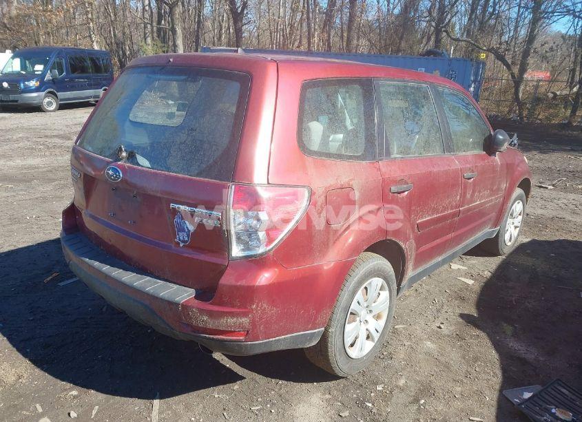 Photo 4 of 2010 Subaru Forester 2.5X (VIN JF2SH6AC0AH736857)