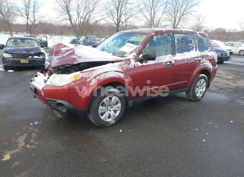 Photo 2 of 2010 Subaru Forester 2.5X (VIN JF2SH6AC0AH756073)