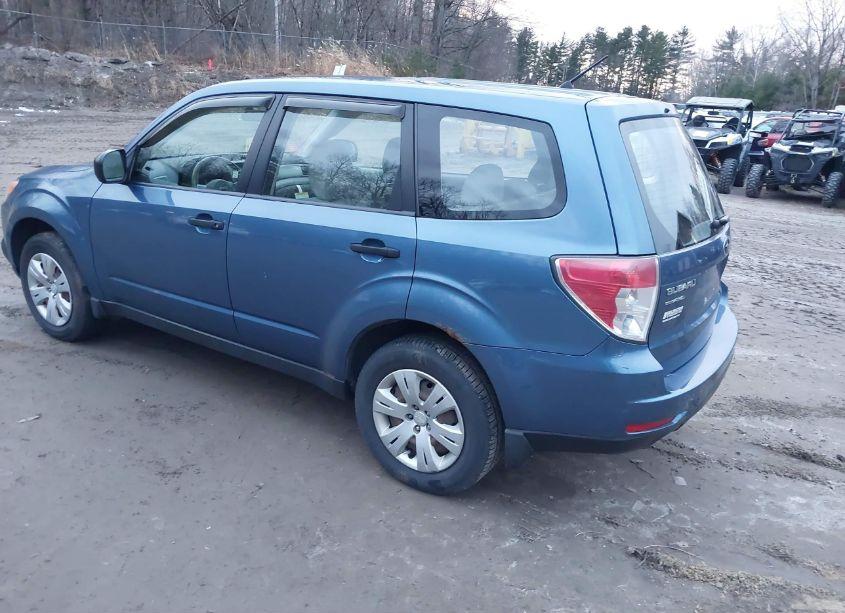 Photo 3 of 2010 Subaru Forester 2.5X (VIN JF2SH6AC1AH732056)