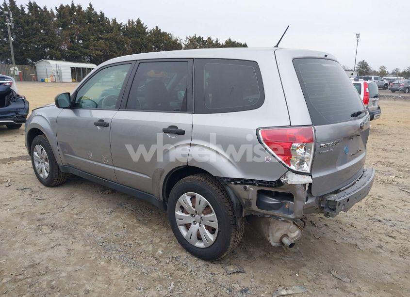 Photo 3 of 2010 Subaru Forester 2.5X (VIN JF2SH6AC1AH759452)