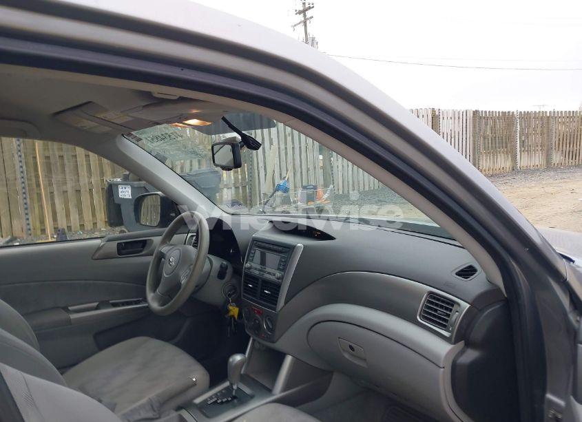 Photo 5 of 2010 Subaru Forester 2.5X (VIN JF2SH6AC1AH759452)
