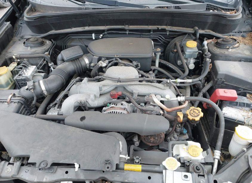 Photo 10 of 2010 Subaru Forester 2.5X (VIN JF2SH6AC2AH707022)