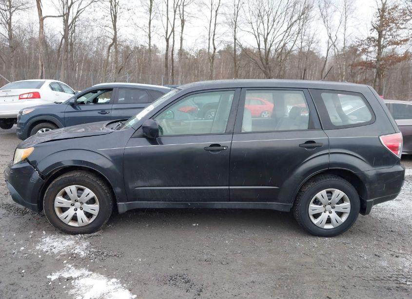 Photo 14 of 2010 Subaru Forester 2.5X (VIN JF2SH6AC2AH707022)