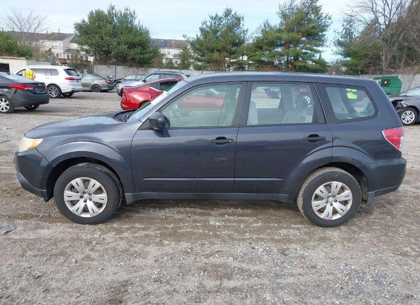 Photo 14 of 2010 Subaru Forester 2.5X (VIN JF2SH6AC2AH758438)