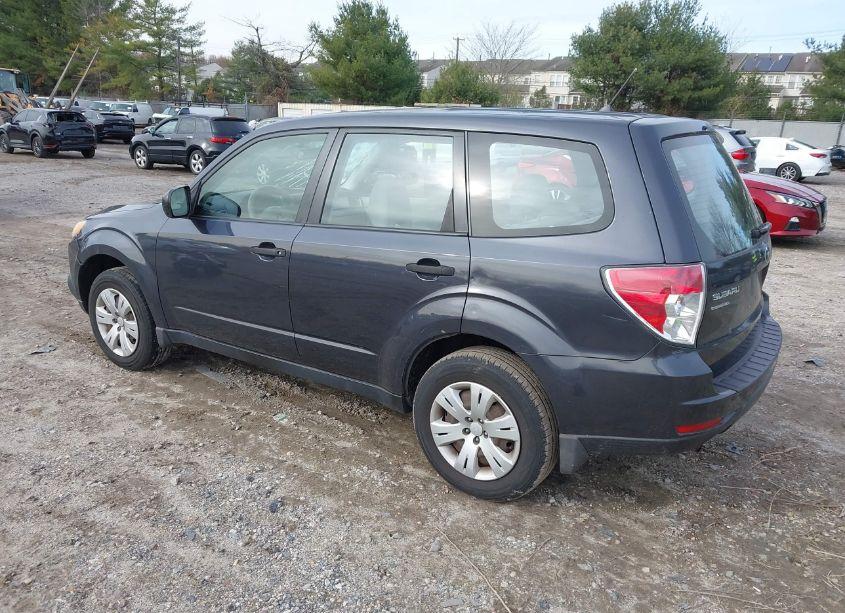 Photo 3 of 2010 Subaru Forester 2.5X (VIN JF2SH6AC2AH758438)