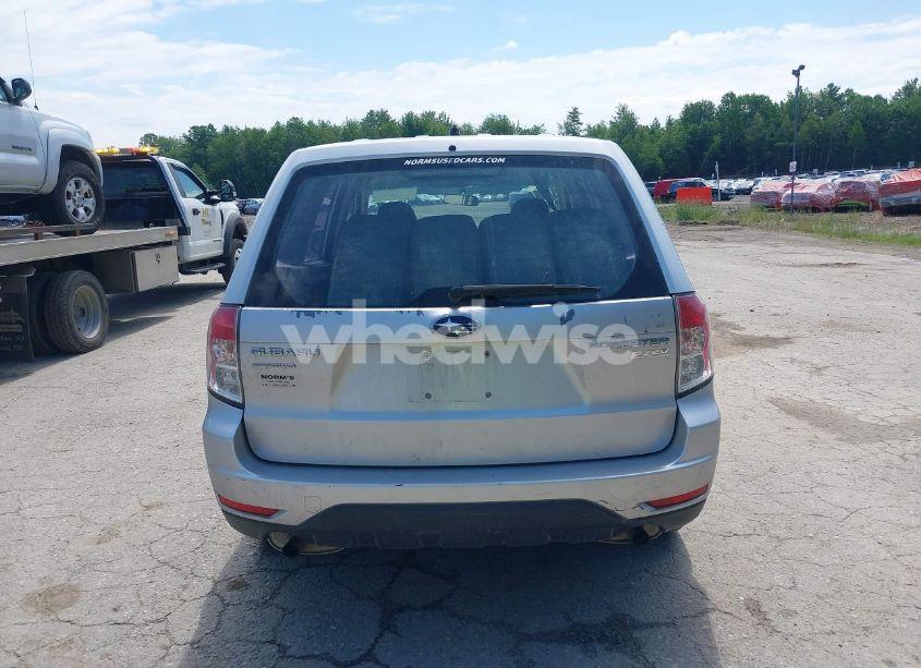 Photo 15 of 2010 Subaru Forester 2.5X (VIN JF2SH6AC3AG741539)