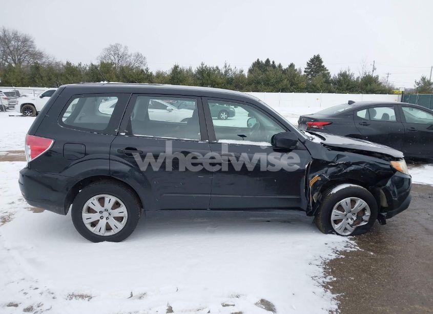 Photo 13 of 2010 Subaru Forester 2.5X (VIN JF2SH6AC3AH709233)