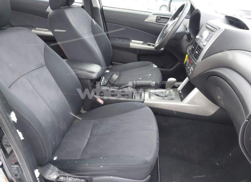 Photo 5 of 2010 Subaru Forester 2.5X (VIN JF2SH6AC3AH709233)