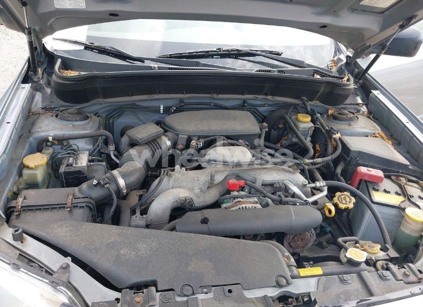 Photo 10 of 2010 Subaru Forester 2.5X (VIN JF2SH6AC3AH725318)