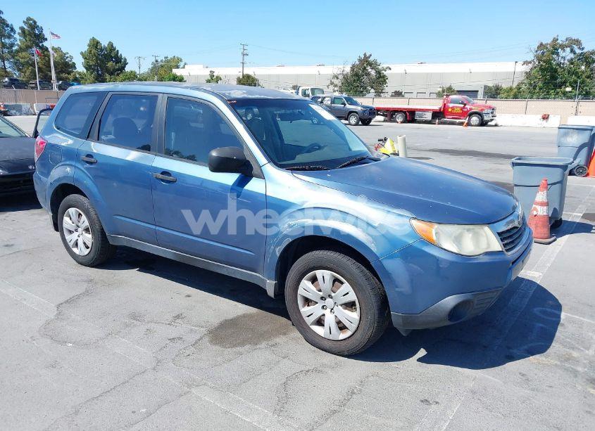 2010 Subaru Forester 2.5X (VIN JF2SH6AC3AH743401) main photo