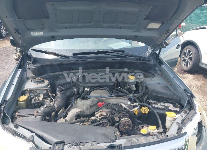 Photo 10 of 2010 Subaru Forester 2.5X (VIN JF2SH6AC3AH746590)