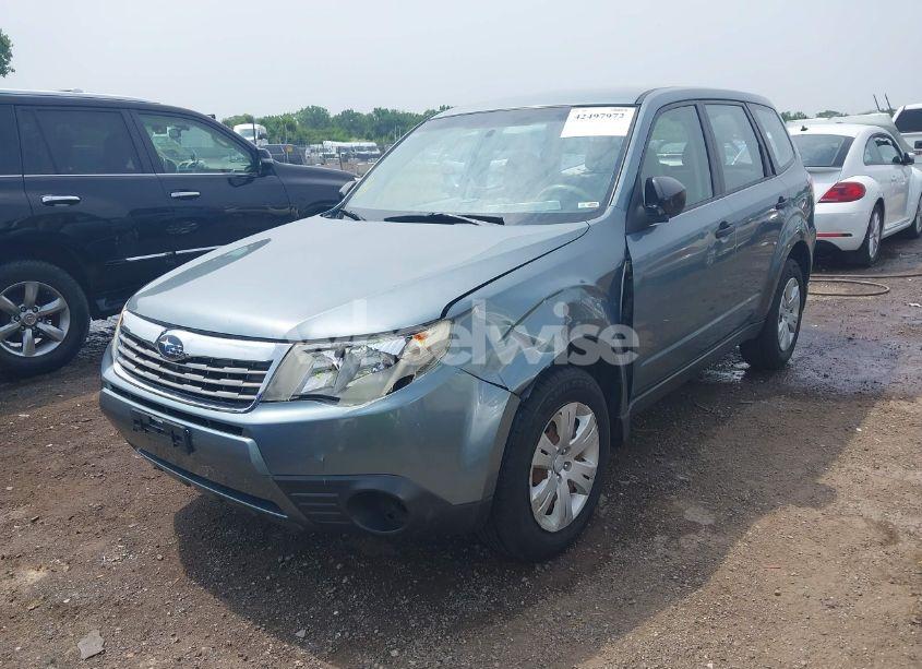 Photo 12 of 2010 Subaru Forester 2.5X (VIN JF2SH6AC3AH746590)