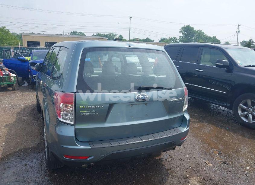 Photo 16 of 2010 Subaru Forester 2.5X (VIN JF2SH6AC3AH746590)