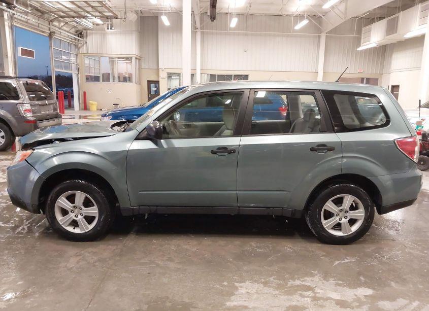 Photo 14 of 2010 Subaru Forester 2.5X (VIN JF2SH6AC3AH752468)
